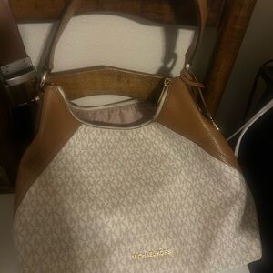 Michael Kors Tan and Cream Shoulder Bag
